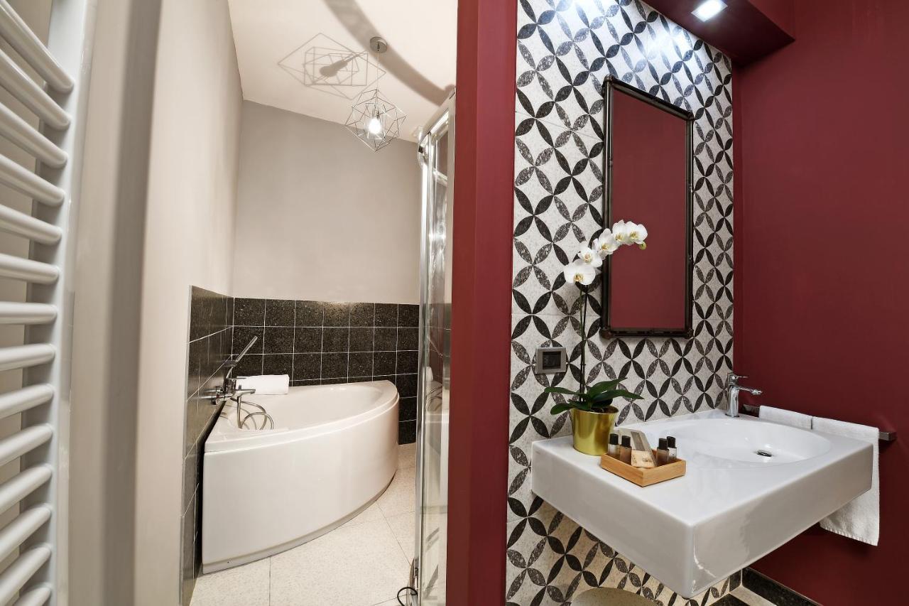 Panoramic Villa Garassino - Country Rooms And Fine Restaurant 特雷伊索 外观 照片
