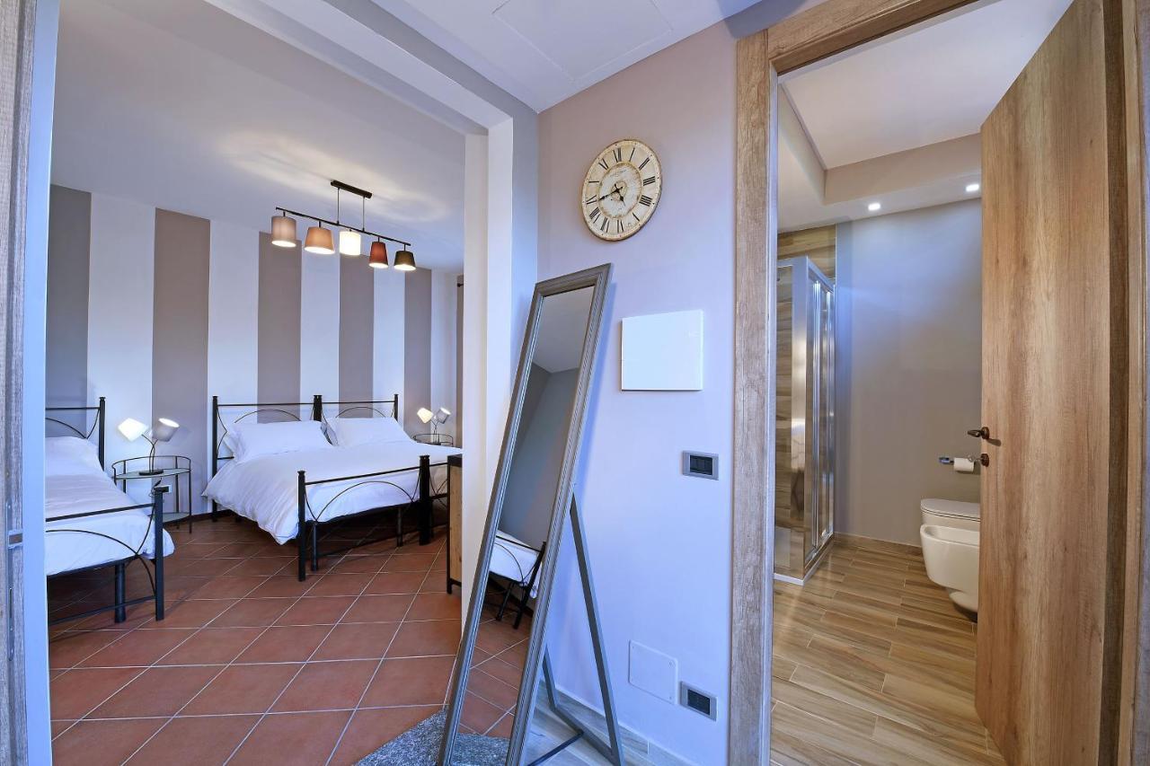 Panoramic Villa Garassino - Country Rooms And Fine Restaurant 特雷伊索 外观 照片