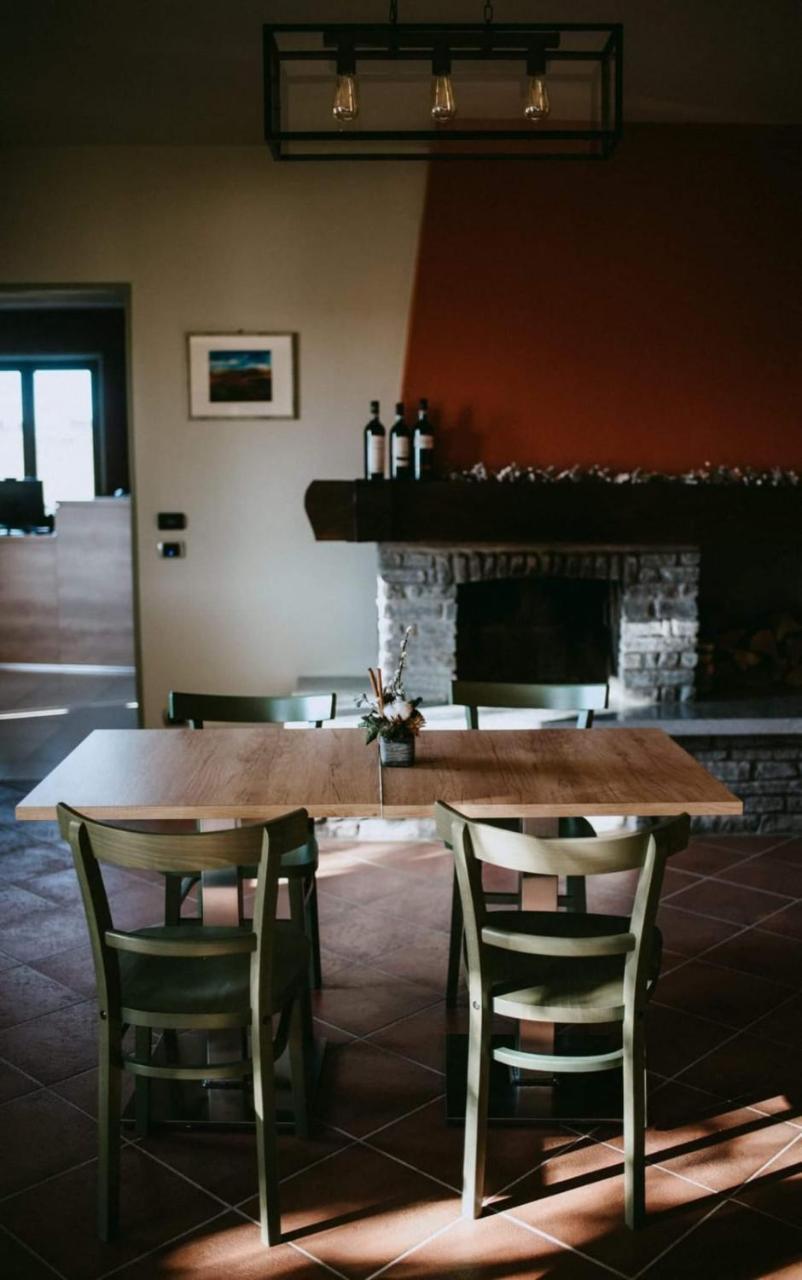 Panoramic Villa Garassino - Country Rooms And Fine Restaurant 特雷伊索 外观 照片
